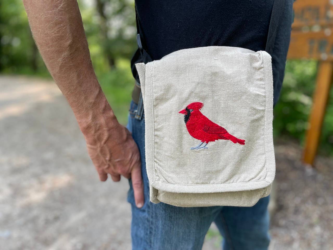 Cardinal Field Bag